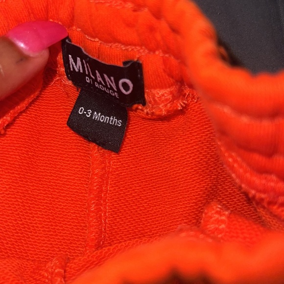 Shorts - Picture 3 of 4